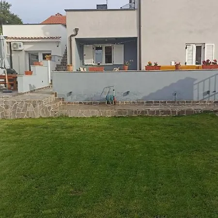 Caveromane 2 아파트