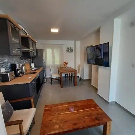 Appartamento Caveromane 2 Pola