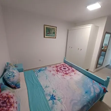 Caveromane 2 Apartmán Pula