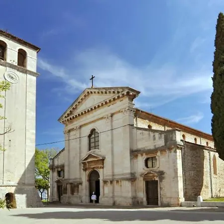 Caveromane 2 아파트 풀라