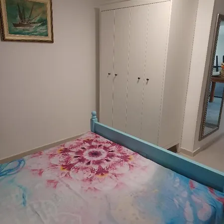 Caveromane 2 Apartment *