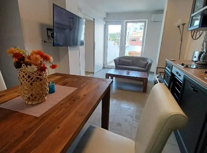 Caveromane 2 Apartamento Pula